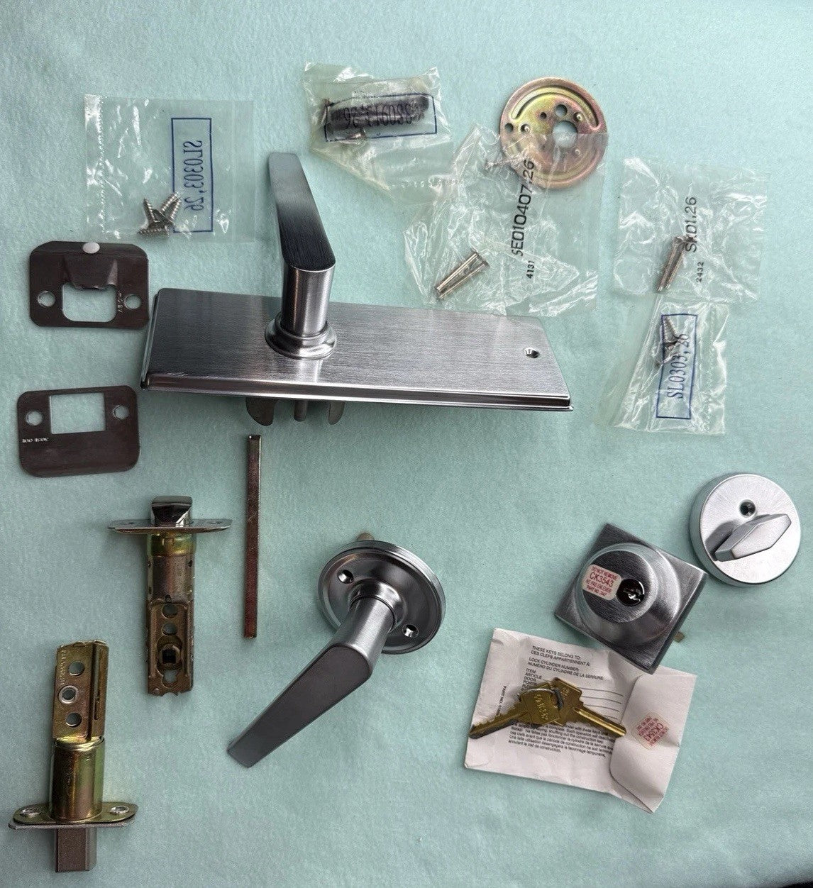 Weiser Lock Modern Kim Entry Handleset Deadbolt Satin Nickel LI7410 TKC New Box1