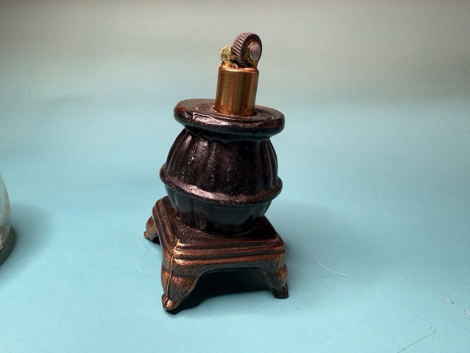 Vintage Table Lighter w/ Weston NY Brass Insert Mid Century Modern Atomic3