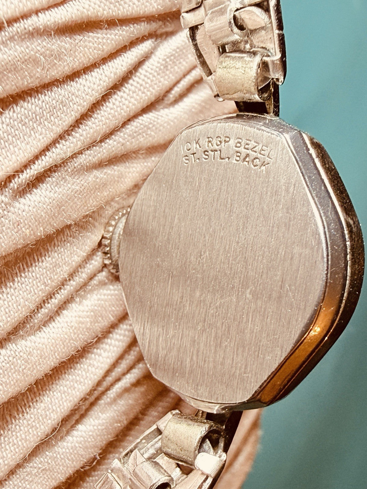 Antique Helbros Swiss Ladies Watch 7 Jewel Teardrop Case Art Deco c.19405