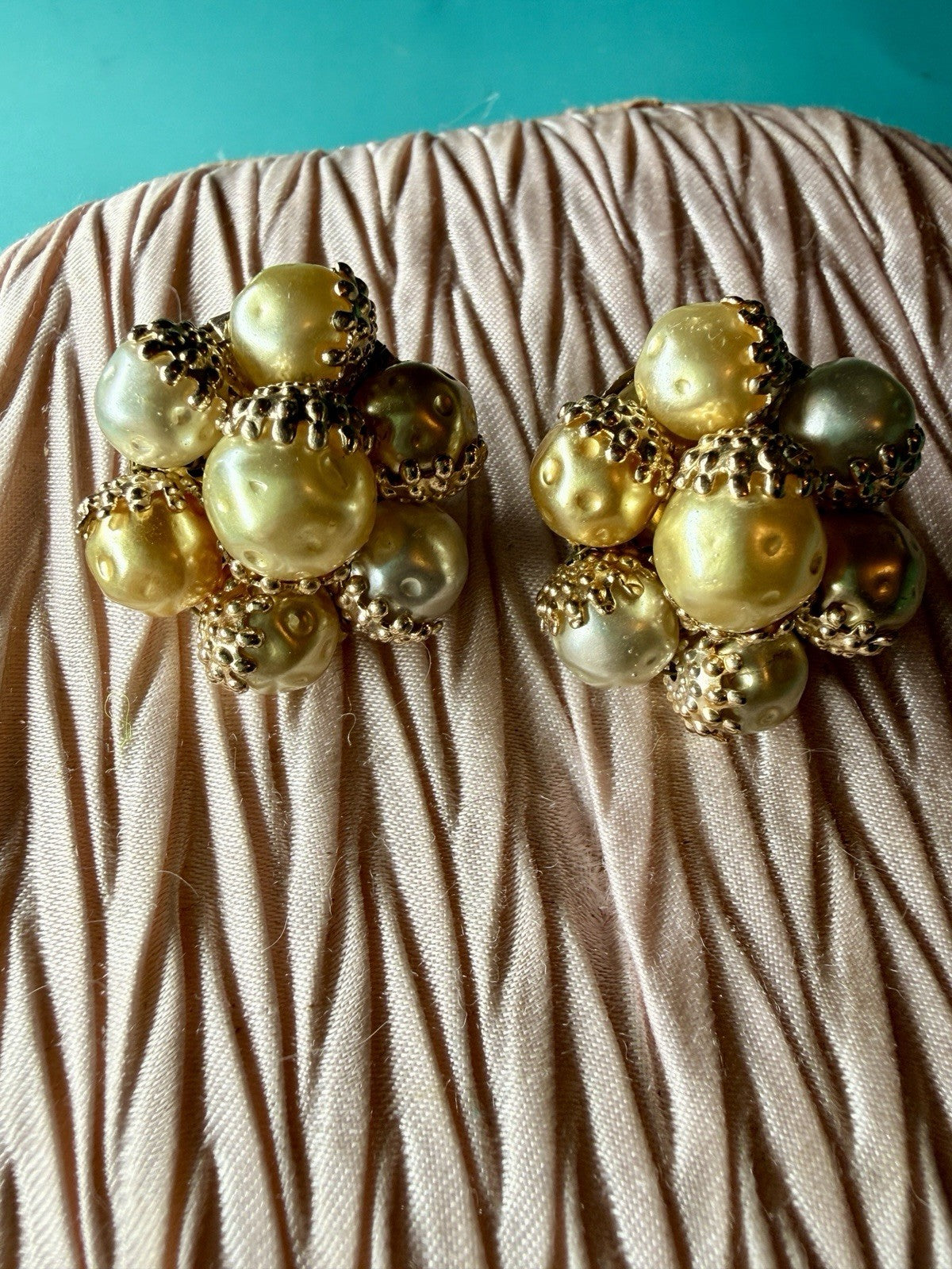 Japan Faux Pearl Necklace & Clip-On Earrings Set | Champagne Gold | High-End12