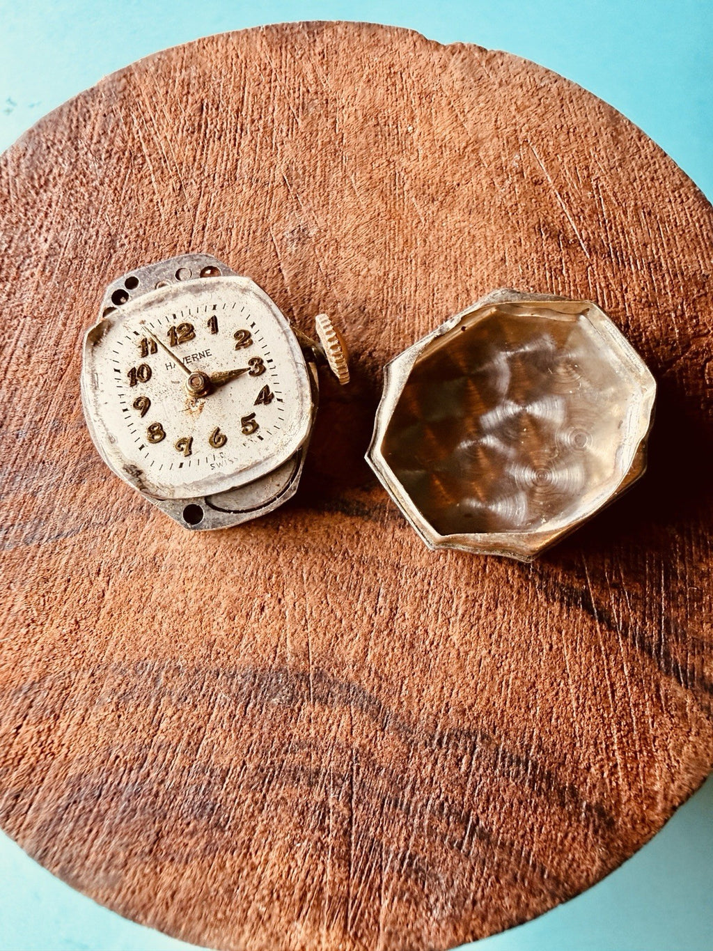 Antique Haverne Swiss Watch Movement w Dial & Caseback 7 Jewels RUNS STRONG9