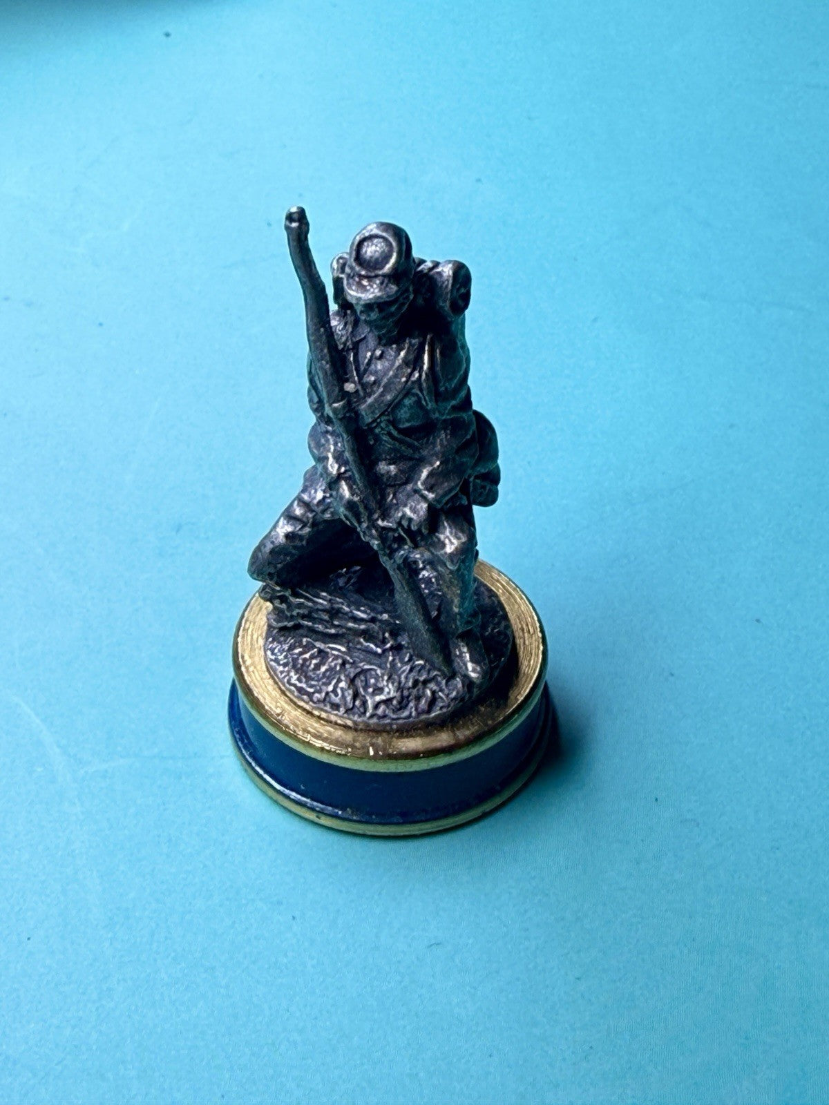 Vintage Lead Pewter Rifleman Soldier Figurine Infantry Military Unmarked3