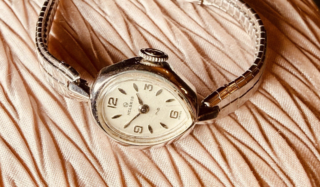 Antique Helbros Swiss Ladies Watch 7 Jewel Teardrop Case Art Deco c.19403