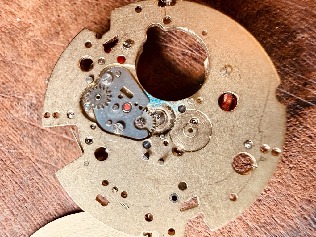 Bulova Accutron Quartz Dual Day Dial & Movement Parts Lot – Swiss Made – For Parts / Repair