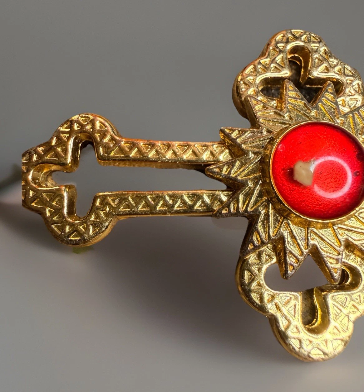 Cross Pendant Necklace – Red Cabochon | Gold Over 925 Silver | 20" Mariner Chain