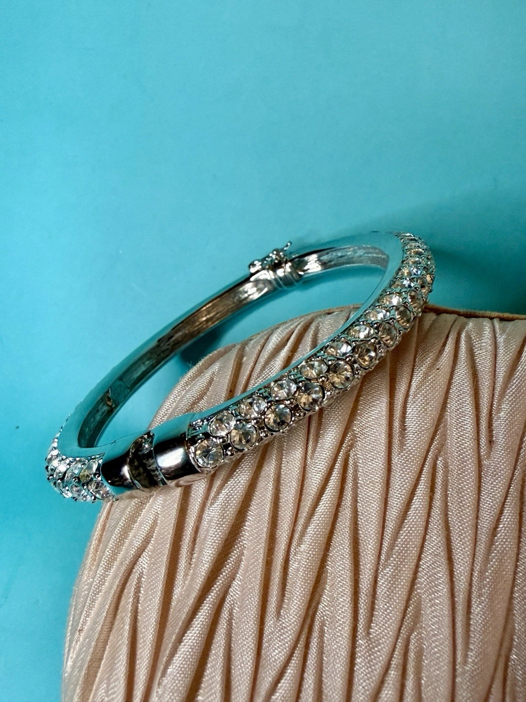 Joan Rivers Silver Tone Crystal Hinged Bangle Bracelet – 7.5”