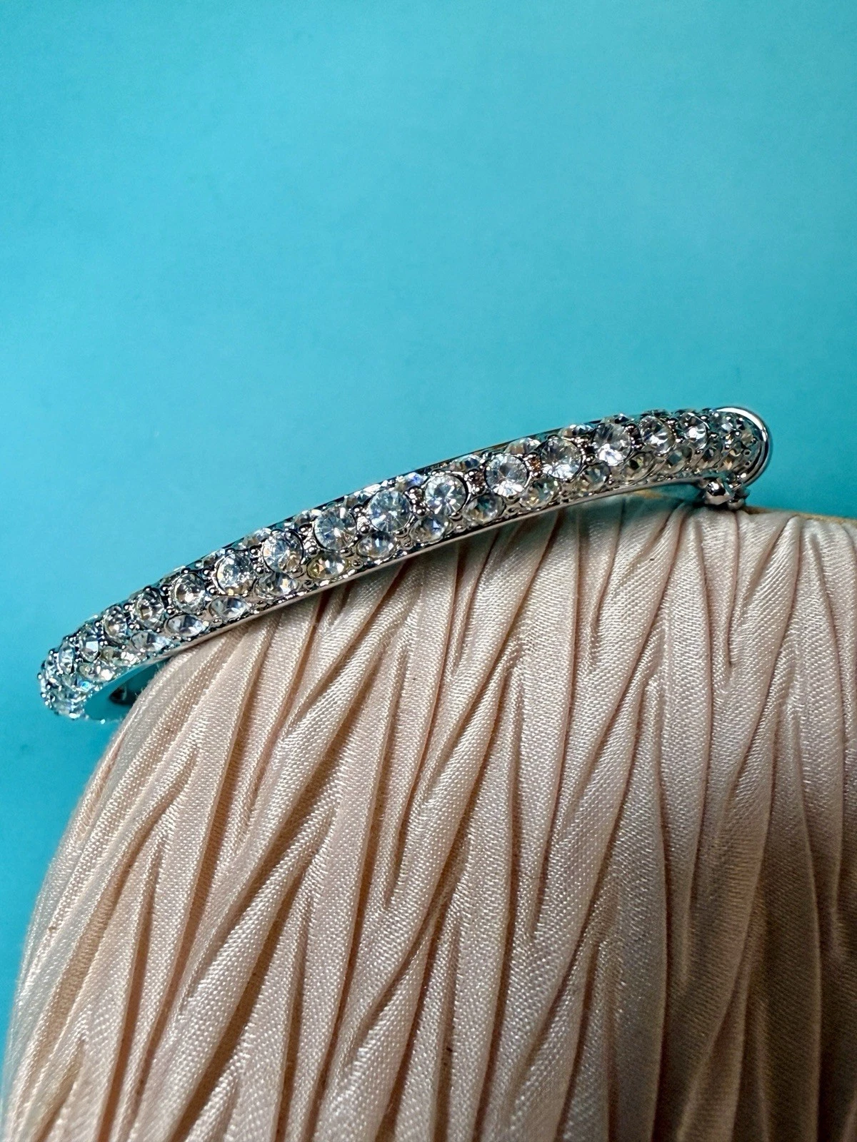 Joan Rivers Silver Tone Crystal Hinged Bangle Bracelet – 7.5”