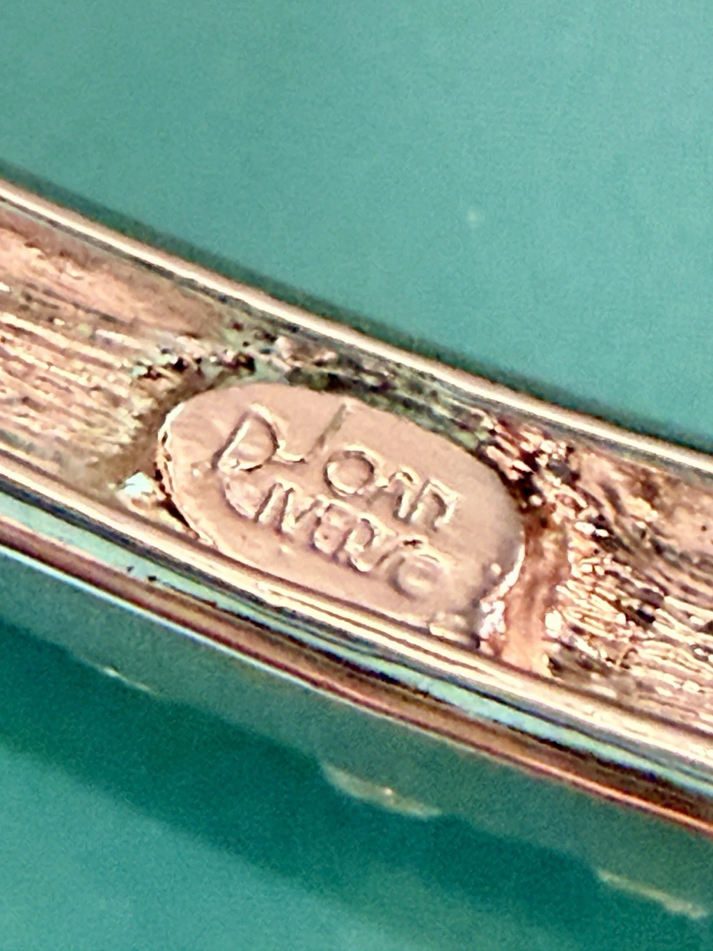 Joan Rivers Silver Tone Crystal Hinged Bangle Bracelet – 7.5”